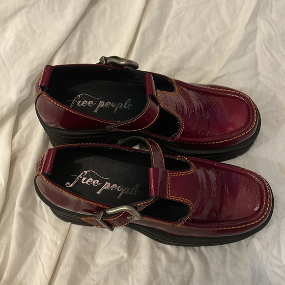 Mayla Platform Heel - Picture 4 of 8